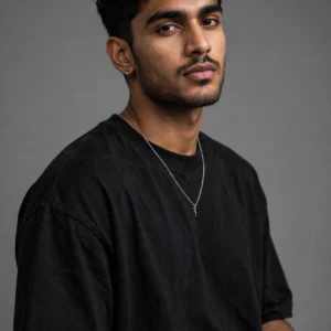Home ZIPIB black oversized t-shirt on model